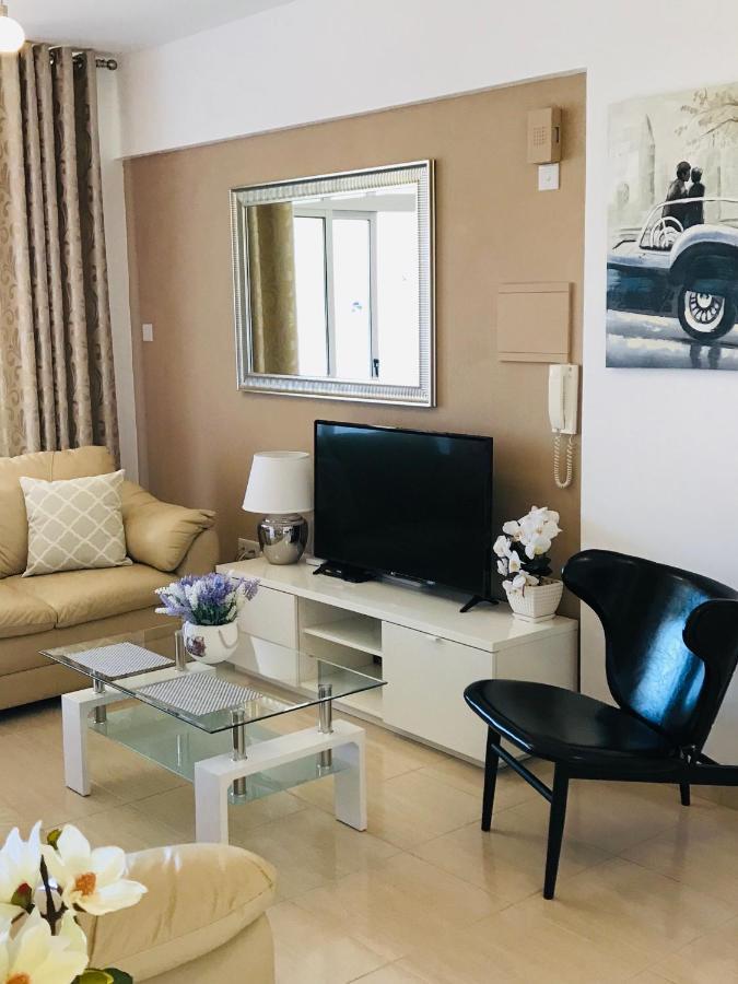 لارنكا Pool Apartment المظهر الخارجي الصورة